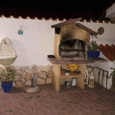 Domus Claudio Garden