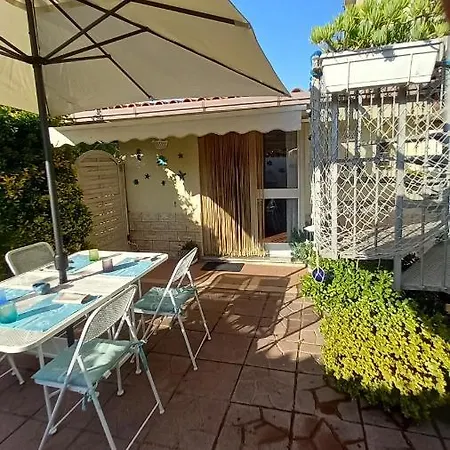 Apartamento Domus Claudio Garden Fiumicino